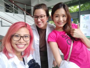All smiles after the OPPO Factory tour! With Nicole of Mobilegeeks and Ayano of DIME