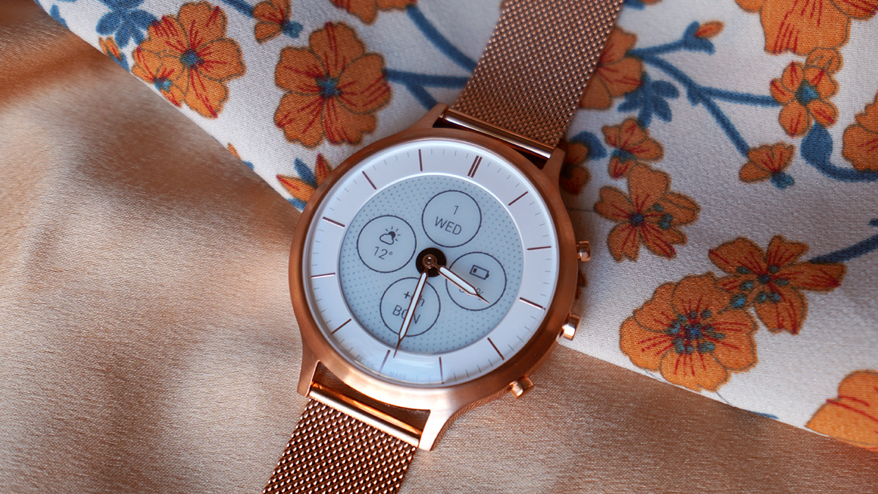 Fossil Hybrid HR review: Exceeding expectations - GadgetMatch