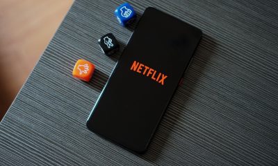 Netflix Shuffle POCO F2 Pro