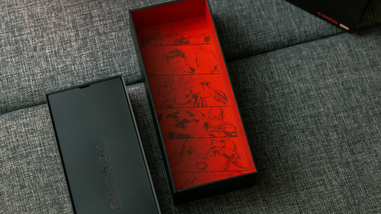 Reno5 Marvel Edition