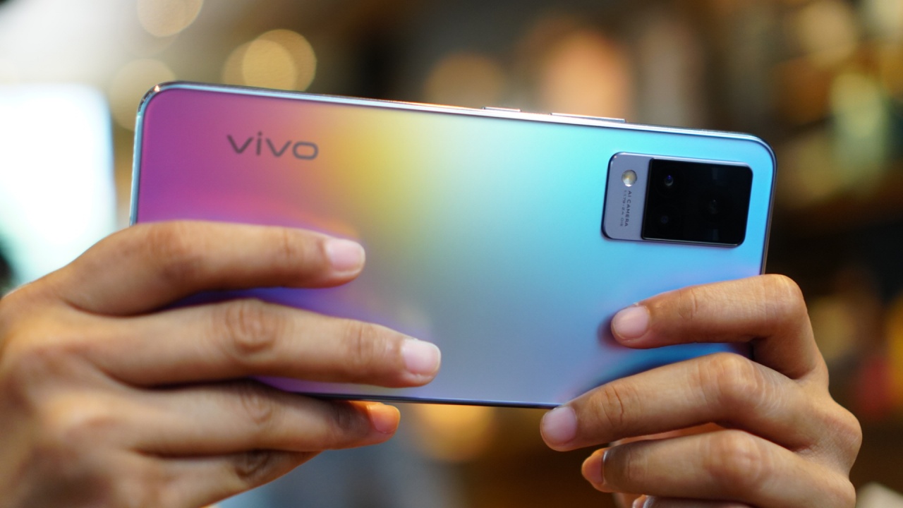 vivo V21