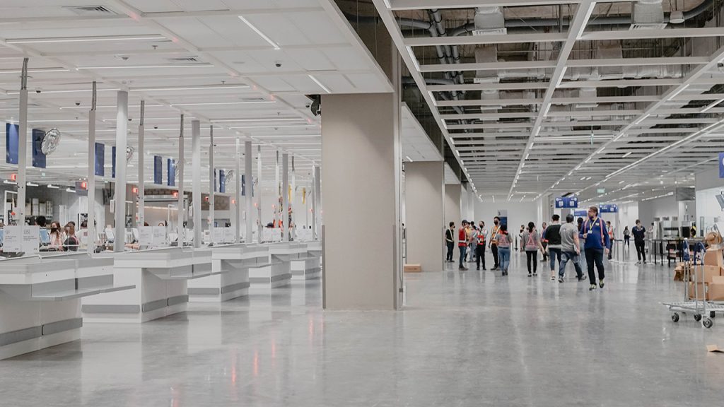 Touring the the biggest IKEA store in the world - GadgetMatch