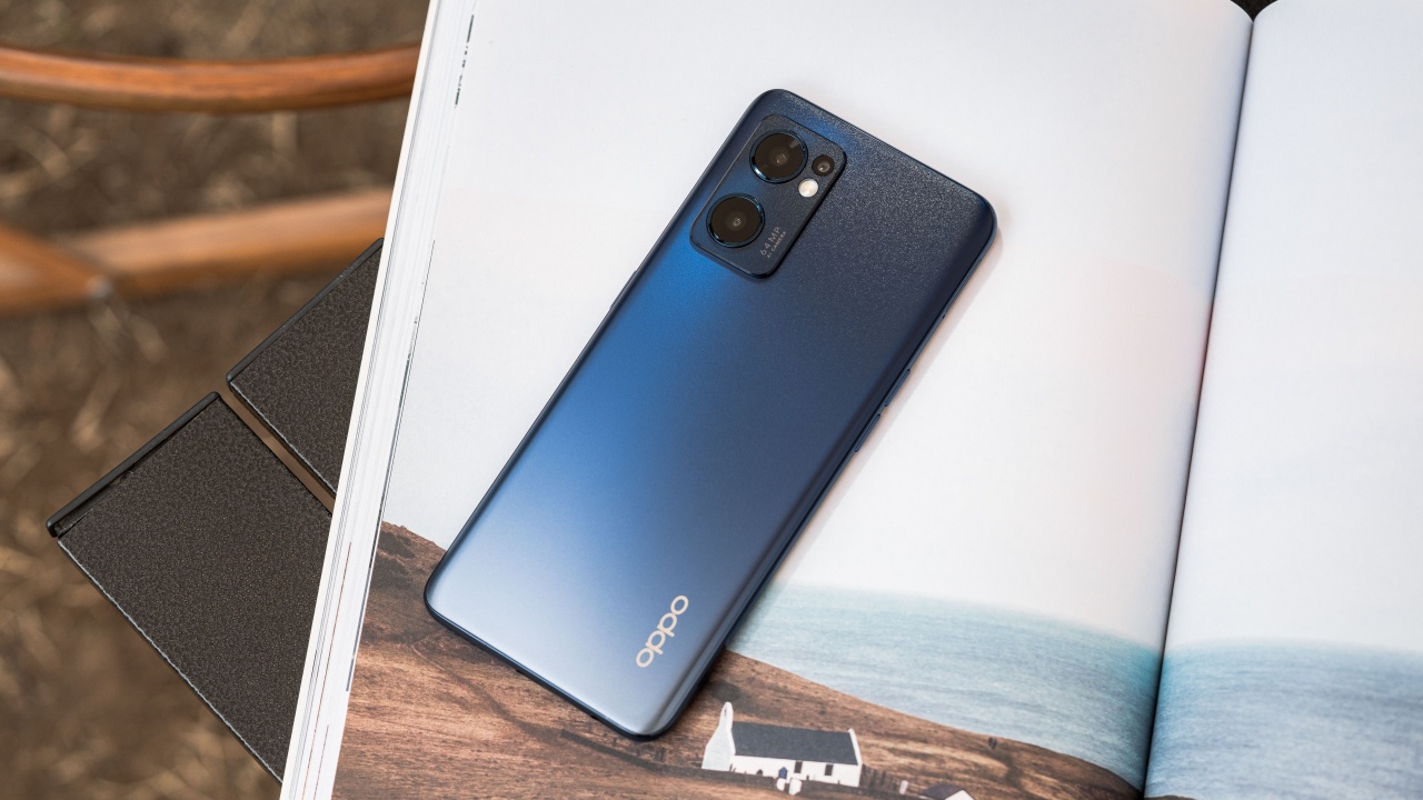 OPPO Reno7