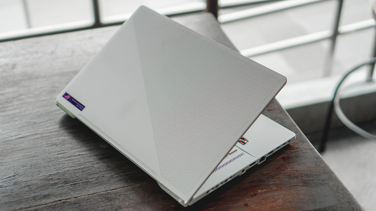 Zephyrus G15 Ryzen 6000 ROG