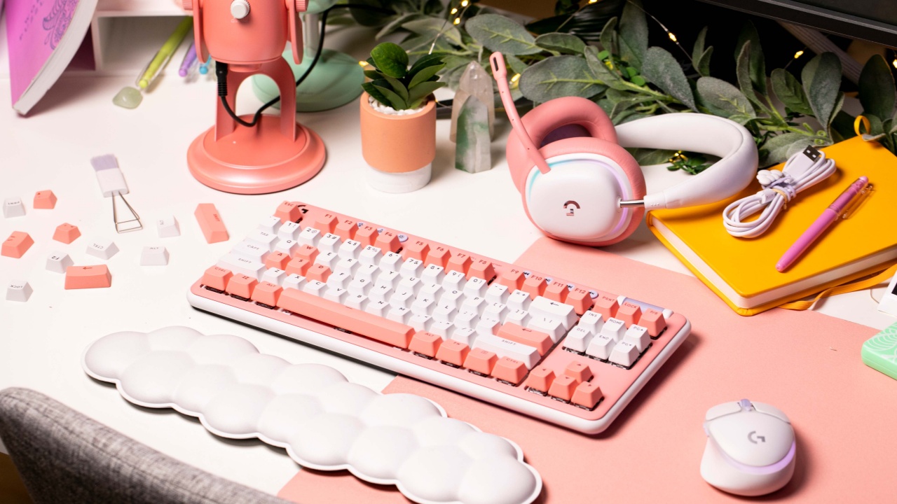 Logitech Valentine's