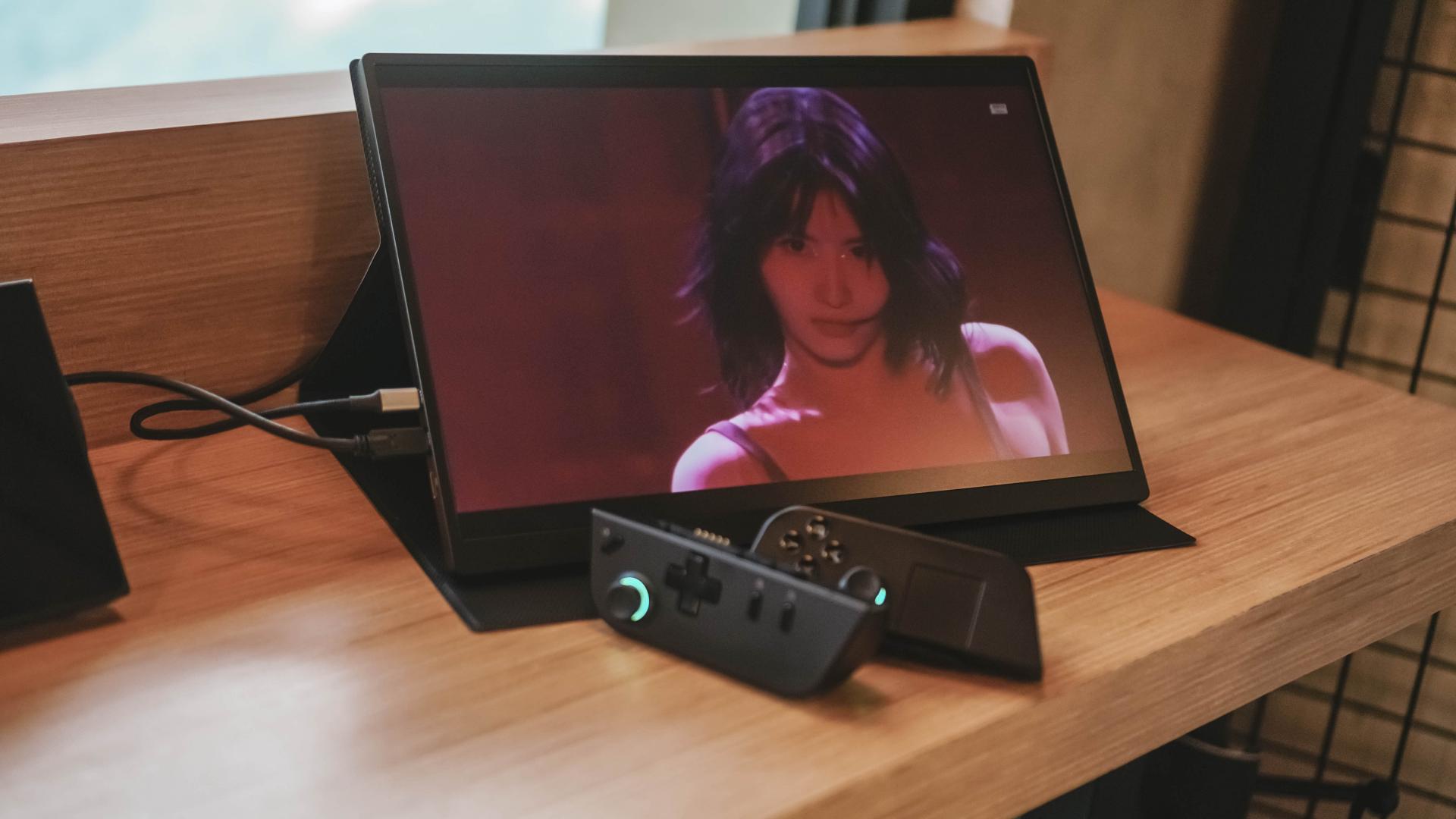 UPerfect UPlays C2 | TWICE Momo