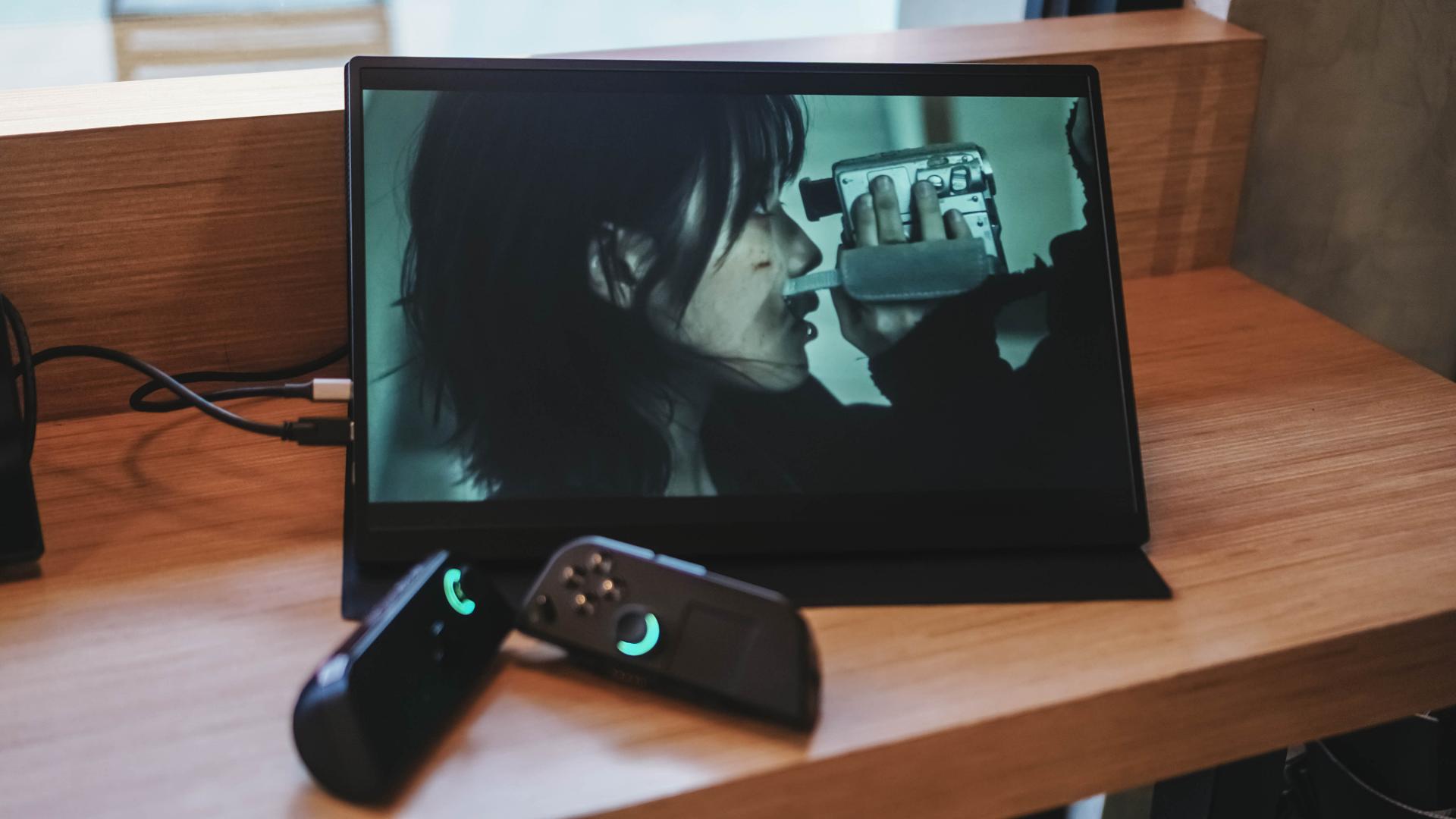 UPerfect UPlays C2 | IU