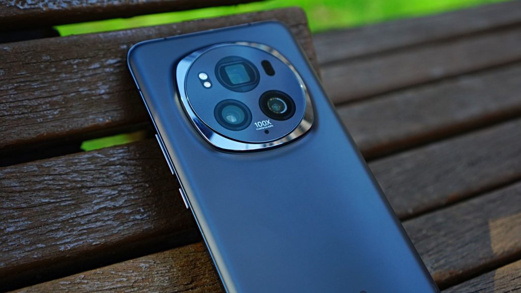 HONOR unveils AI Deepfake Detection at MWC Shanghai - GadgetMatch