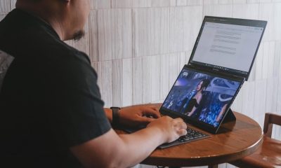 ASUS Zenbook DUO 2024