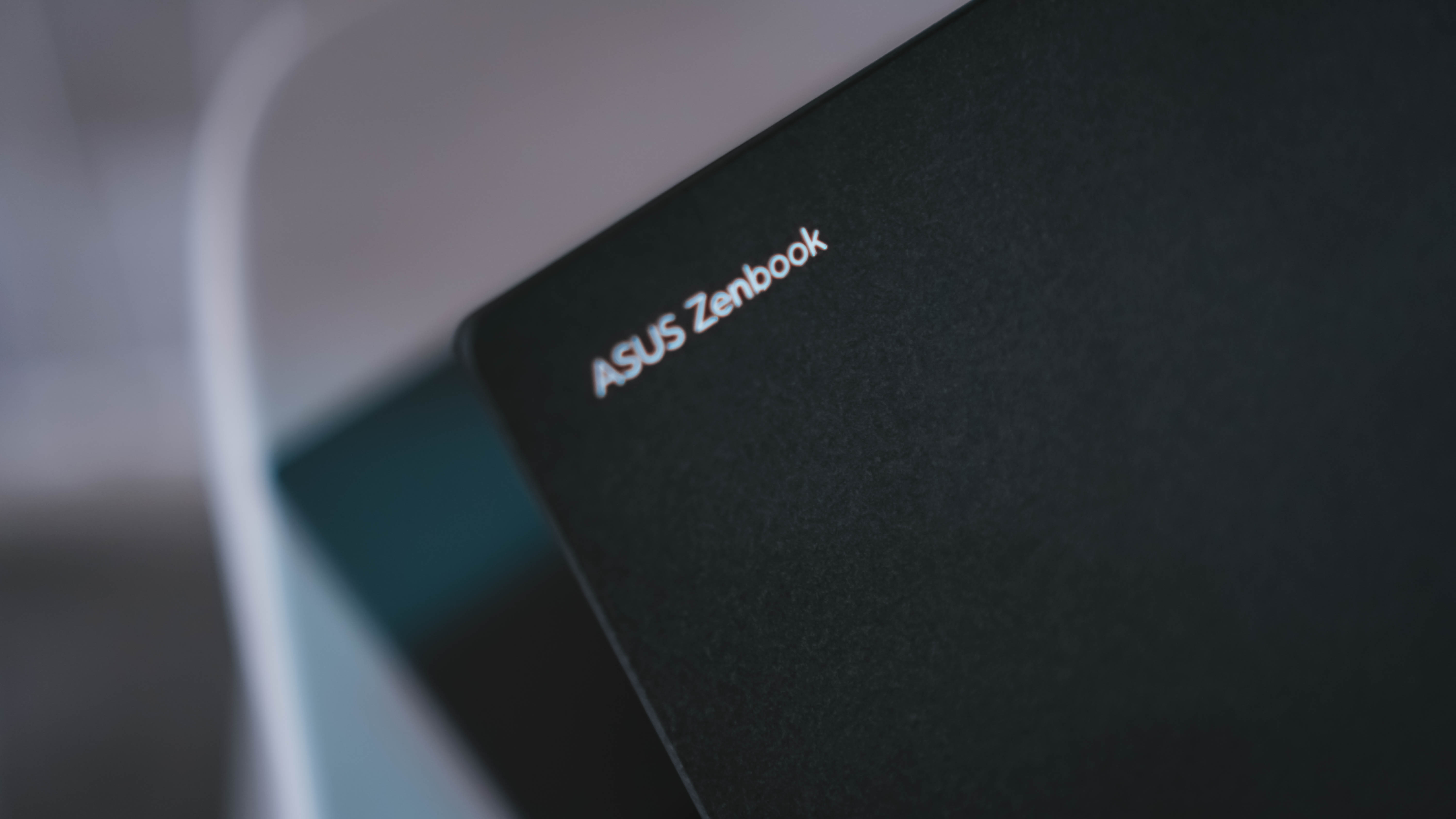 Zenbook S 14