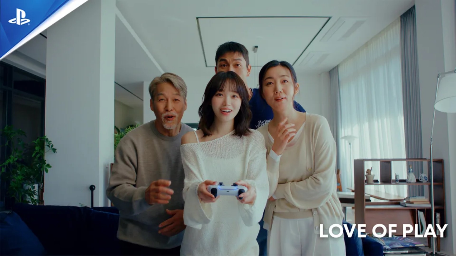 PlayStation, Chaewon, Love of Play