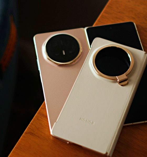 HONOR Magic V6