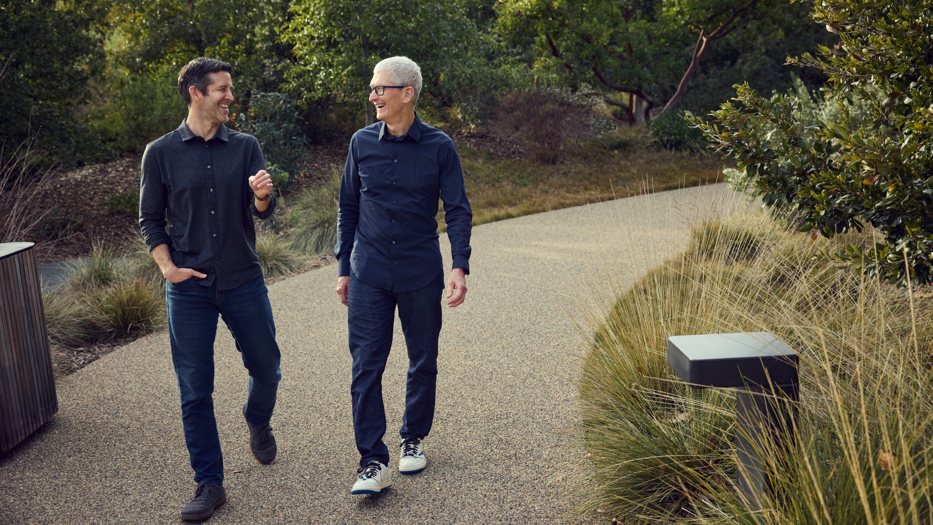 Tim Cook, John Ternus | Apple