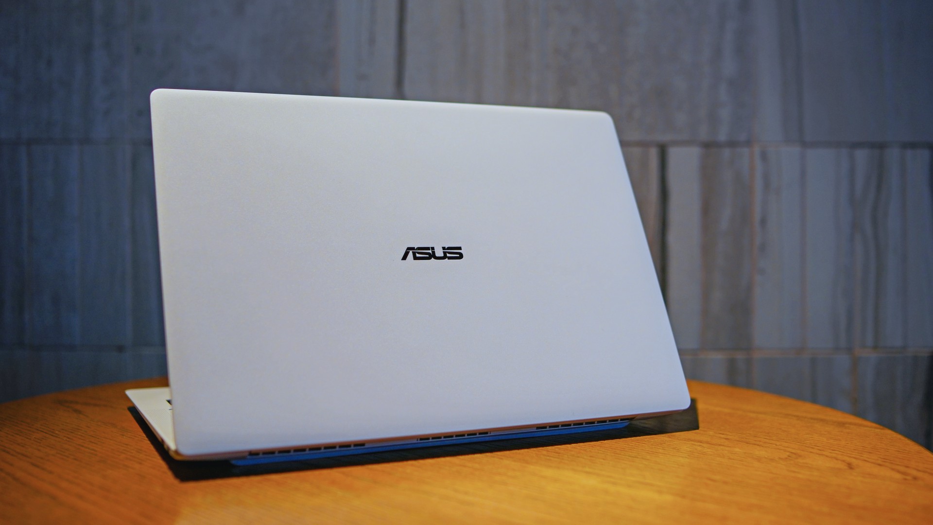 ASUS Experbook Ultra