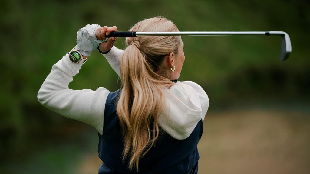 Garmin Approach S72 brings swing metrics to your wrist - GadgetMatch