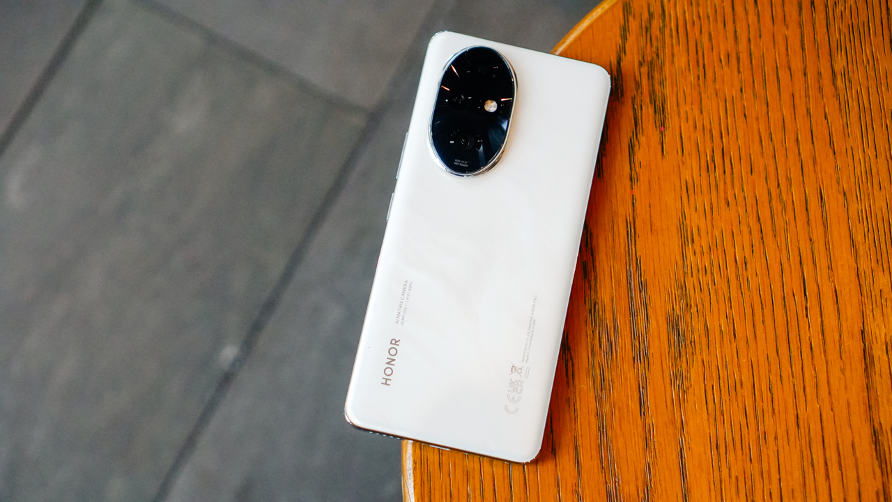 HONOR 200 Pro: A traveler's best friend - GadgetMatch